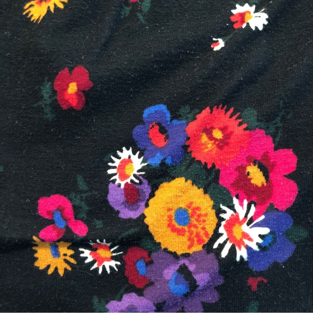 Black Floral Dress with Pockets - Picture 7 of 7